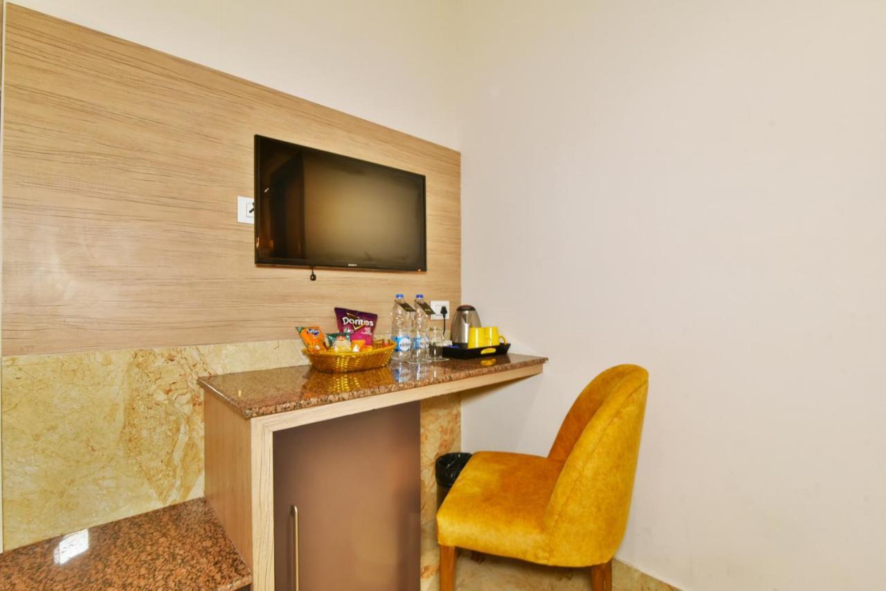Hotel Infa - 400M From Golden Temple Amritsar Eksteriør billede