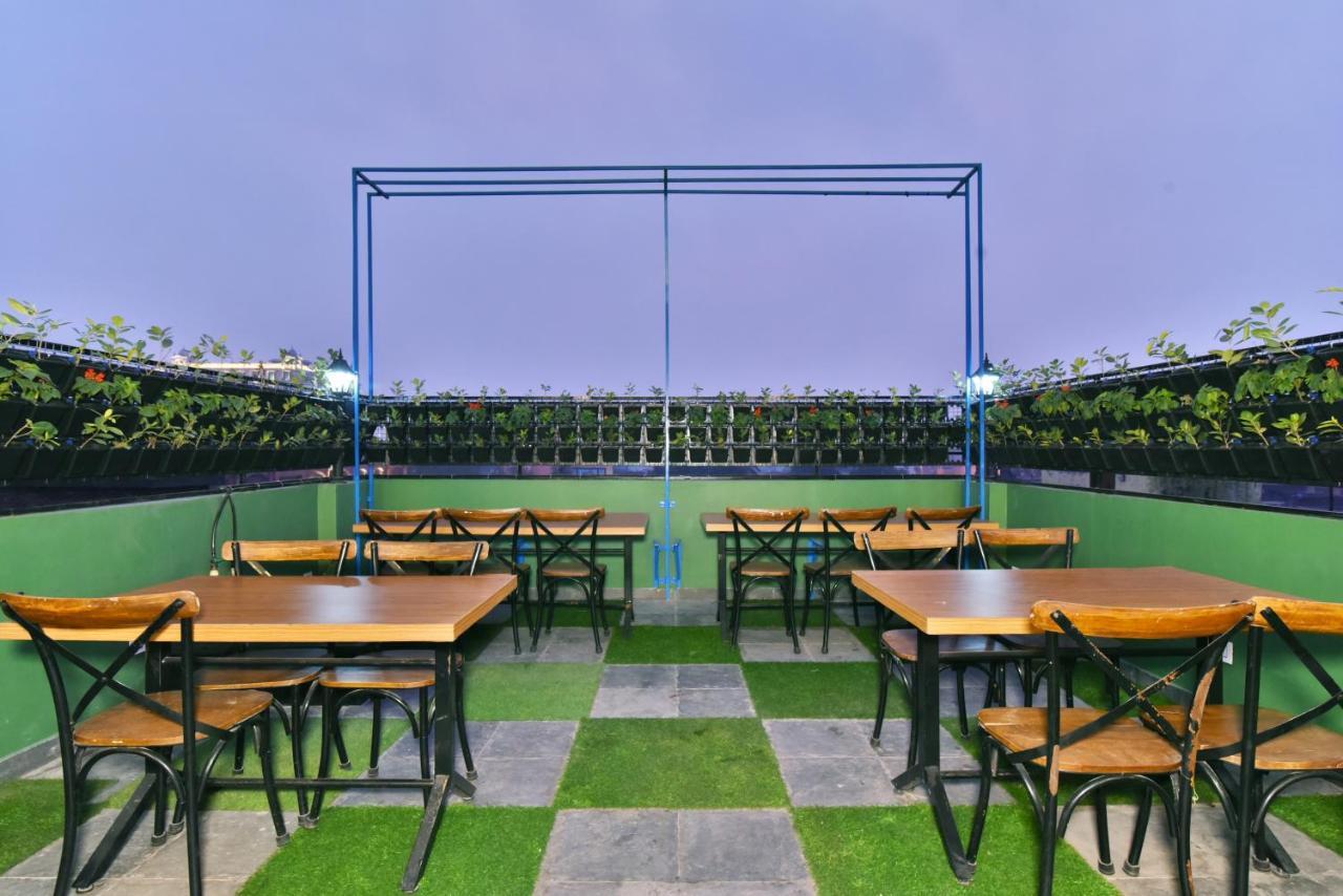 Hotel Infa - 400M From Golden Temple Amritsar Eksteriør billede